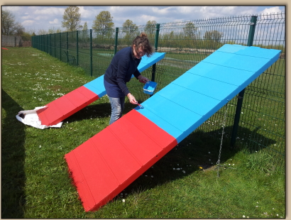 Kathrin streicht die A-Wand