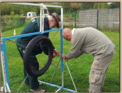 Roger und Andi am Reifen