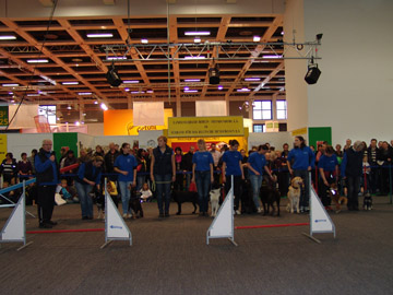 Vorstellung vor vielen Zuschauern