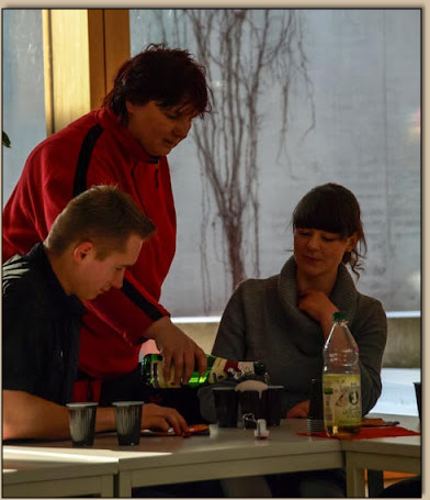 Prost auf die nchsten 6 Jahre der Flinken Pfoten