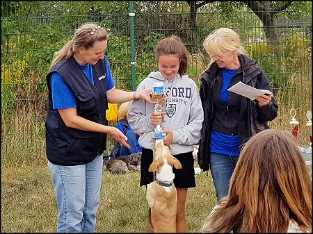 Schlusslicht- Lilia mit Nona
